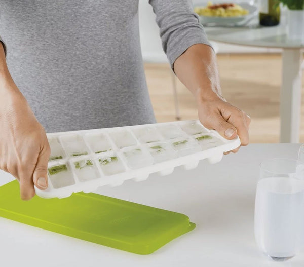 QuickSnap™ Easy Release Ice Cube Tray | Small Space Plus