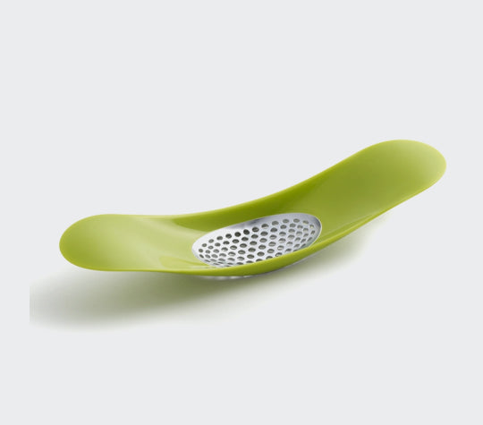 Rocker™ Garlic Crusher